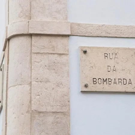 Bright 2 Bedroom With Parking In * Lisbon