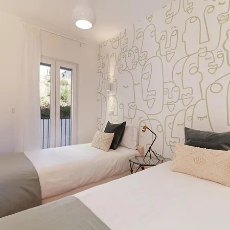 Bright 2 Bedroom With Parking In Apartamento Lisboa